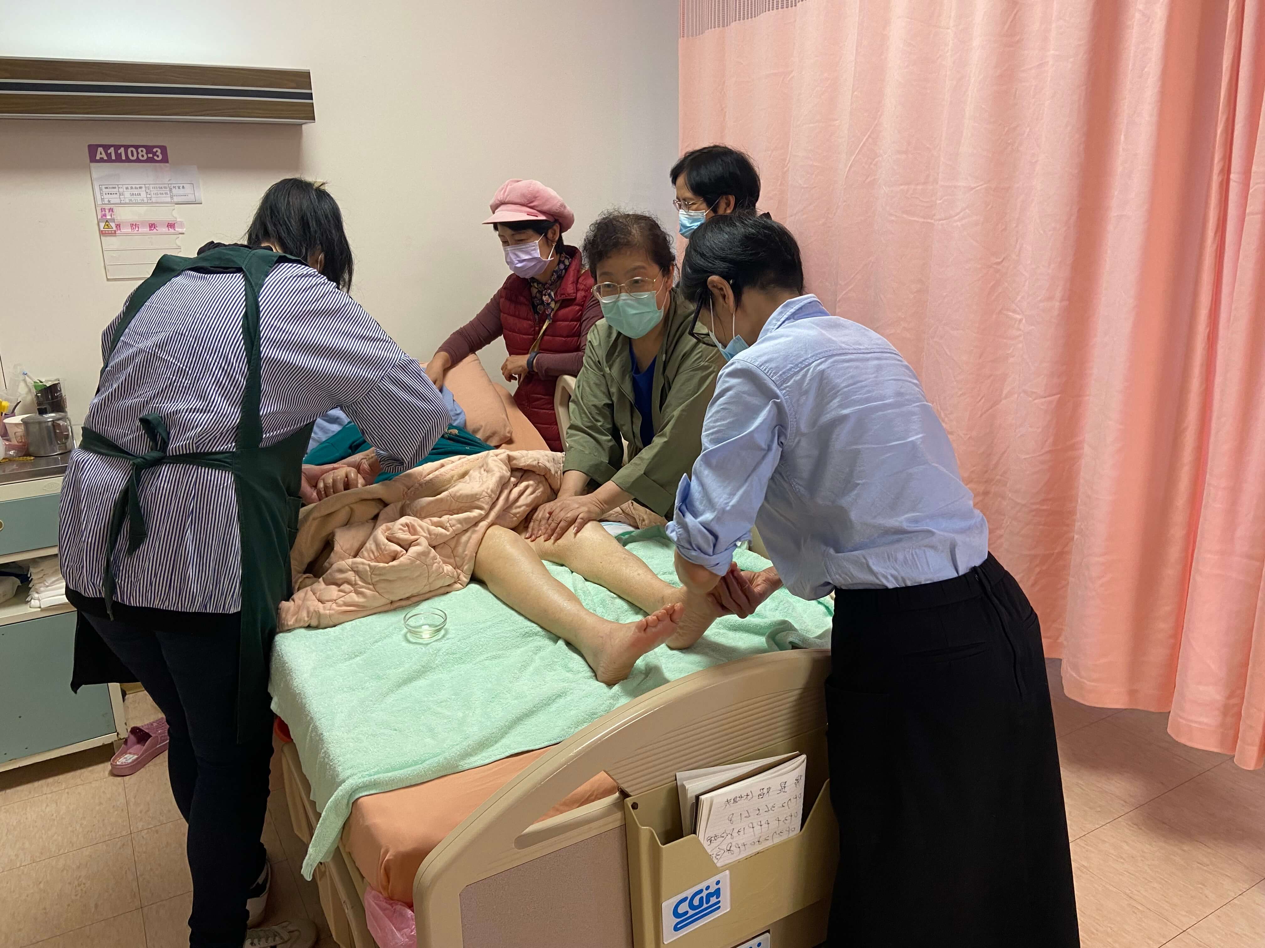2023/4/30羅東聖母醫院安寧病房芳療照護服務
